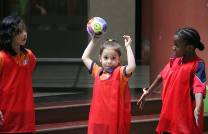 THI ĐẤU NÉM BÓNG THƯỜNG NIÊN 2017 - 2018